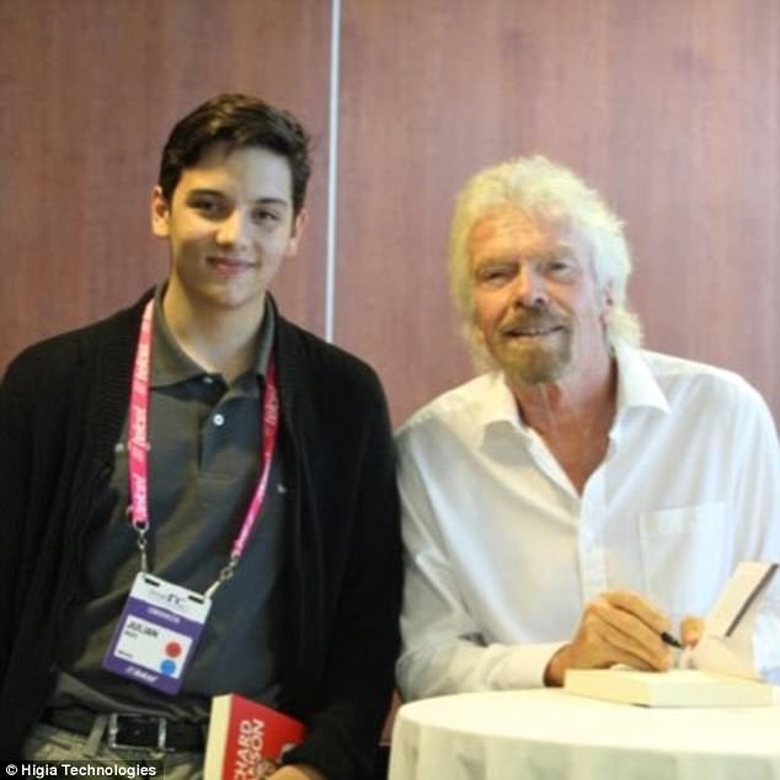 3FF92BCF00000578-4476774-Julian_Rios_Cantu_18_pict