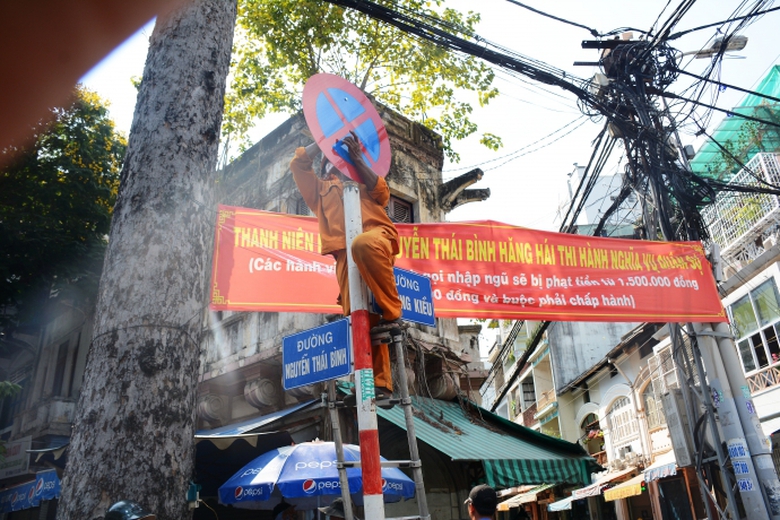 Tuyến đường Nguyễn Th&aacute;i B&igrave;nh đ&atilde; được thay đổi biển