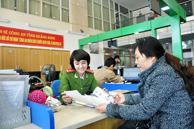 m&ocirc; h&igrave;nh trung t&acirc;m h&agrave;nh ch&iacute;nh tỉnh Quảng Ninh