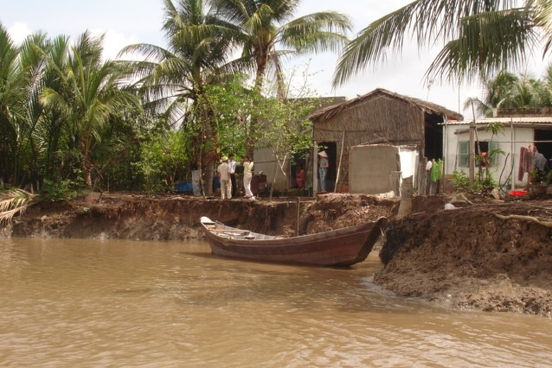 sạt lở s&ocirc;ng Kinh Lộ