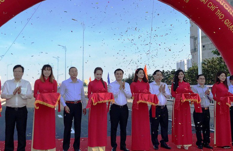 TP.HCM: Thông xe cầu 500 tỷ bắc qua đảo Kim Cương