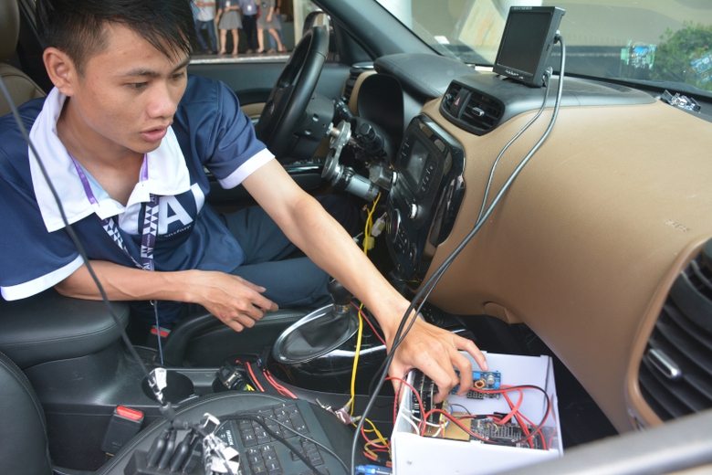 Nguyễn Đức Linh, sinh năm 1994, th&agrave;nh vi&ecirc;n của nh&oacute;