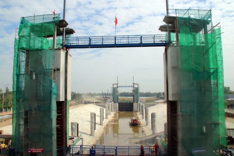 au-tau-rach-chanh-du-an-giao-thong-thuy-ve-dich-an