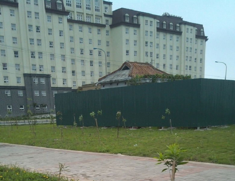 miếu thờ tr&aacute;i ph&eacute;p trong formosa