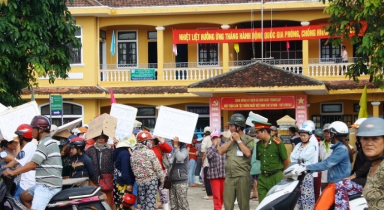 Hang- tram- tieu- thuong- vay- tru- so- phuong- ph