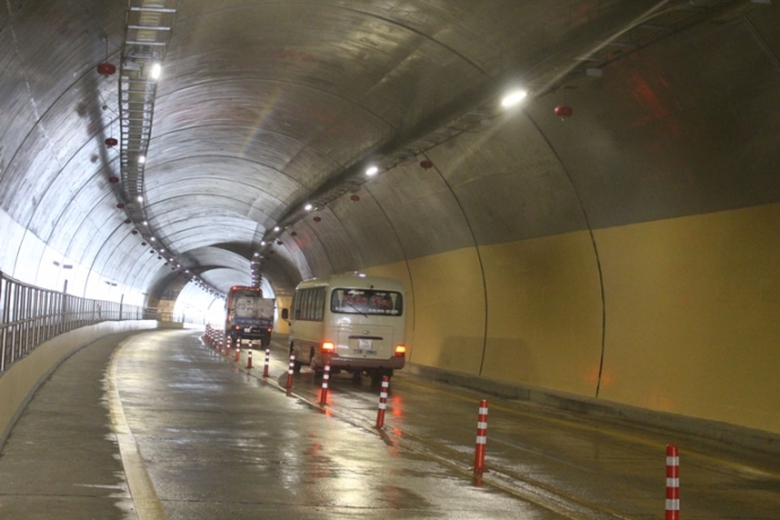 O- to- xe- may- chinh- thuc- luu- thong- qua- ham-