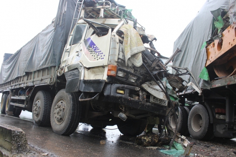 Hue- Tai- xe- xe- tai- nhap- vien- sau- cu- huc- h