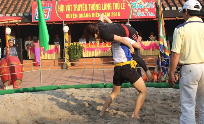 Xem- trai- lang- quat- nga- doi- thu- lam- lung- t