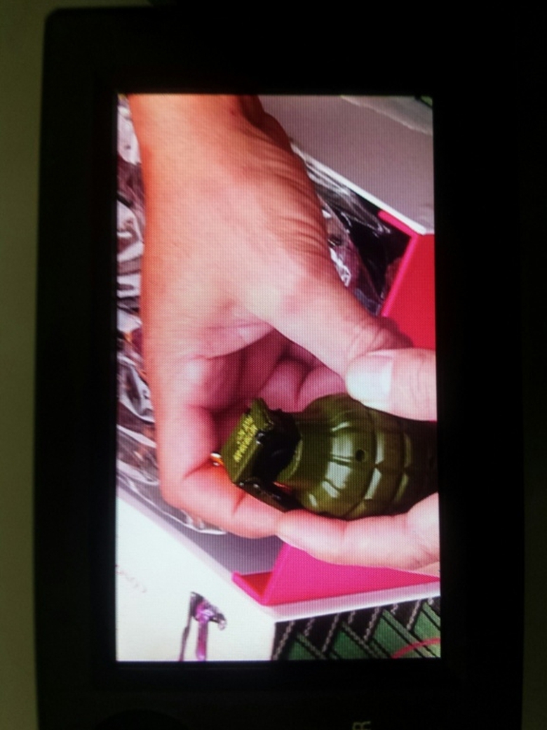 Vat- nghi- la- luu- dan- tai- san- bay- Phu- Bai- 