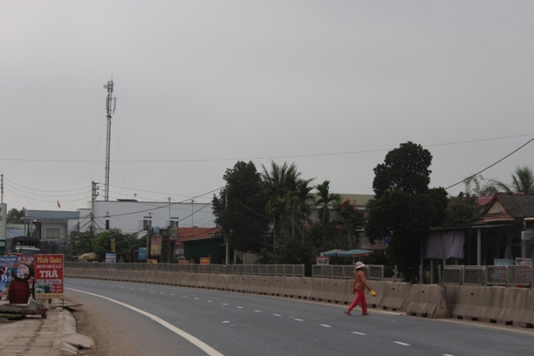 Bo- tay- truoc- nan- pha- luoi- chong- loa- QL1- H