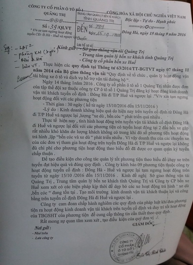 Xe- khach- Dong- Ha- Hue- dong- loat- xin- nghi- c