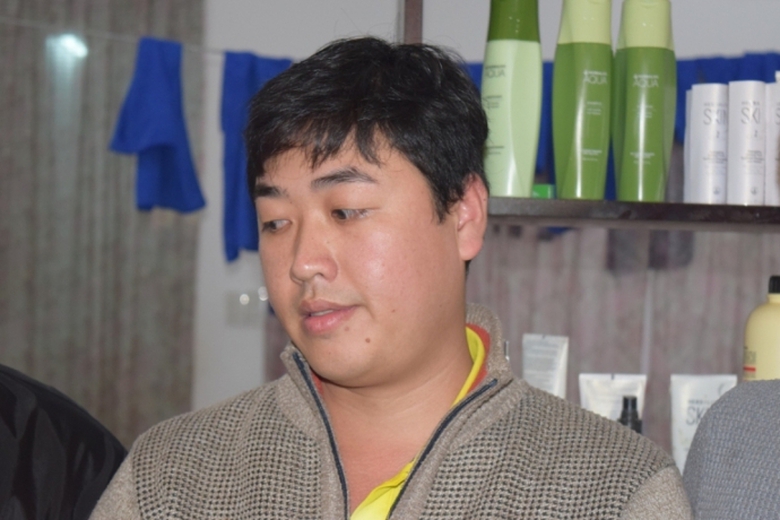 Ke- cuop- ngan- hang- cat- giau- sung- nha- nguoi-