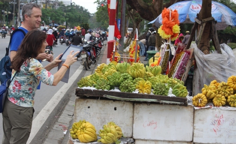 Buoi- phat- thu- bac- trieu- tai- hoi- cho- hoa- X