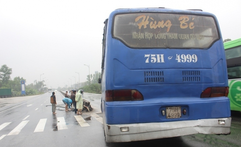 Xe- khach- 45- cho- nhan- hieu- HAECO- dam- guc- t