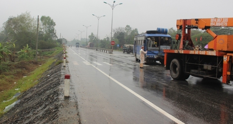 Xe- khach- 45- cho- nhan- hieu- HAECO- dam- guc- t