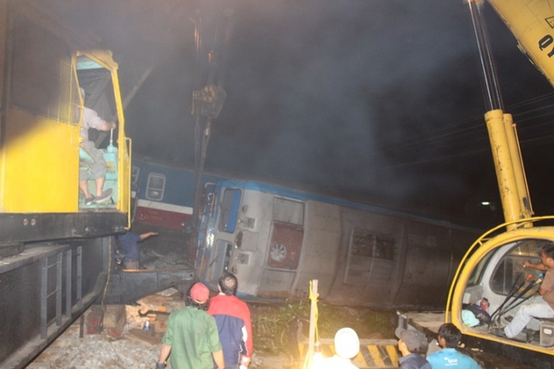 Them- cau- 150- tan- cuu- ho- duong sat- vu- lat- 