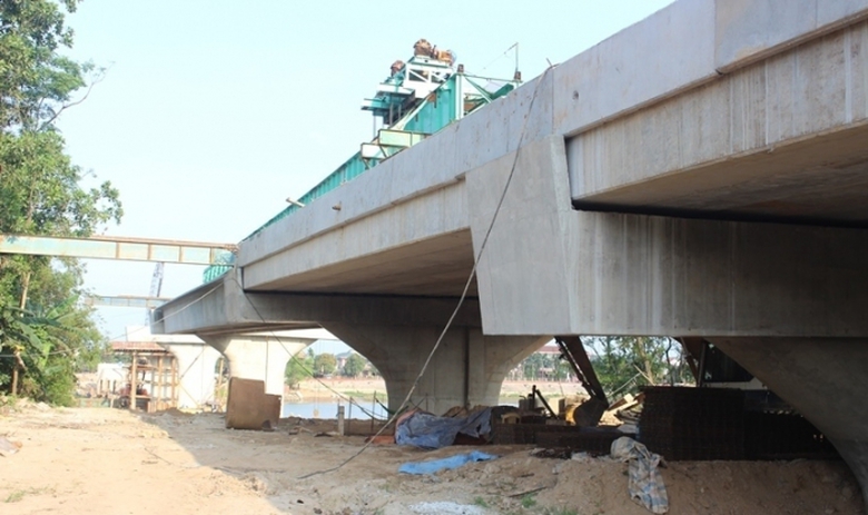 Can- canh- lao- dam- Super- T- dau- tien- cau- Tha