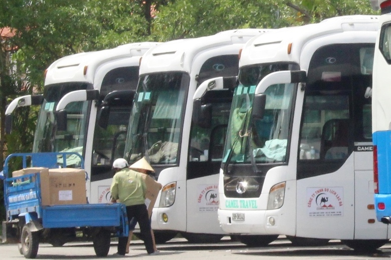 Bat- nhao- hoat- dong- xe- hop- dong- open- tour- 