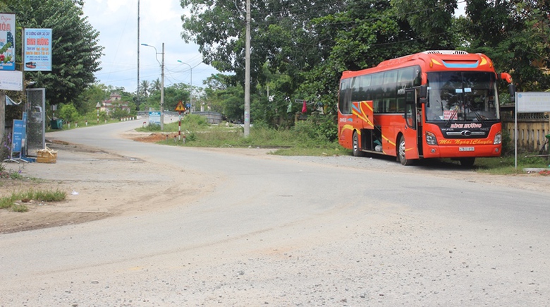 Xe- tuyen- co- dinh- hoat- dong- bat- nhao- o- Hue