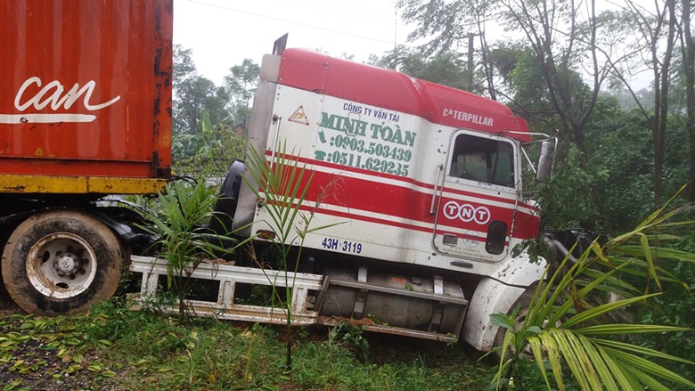 Hoang- hon- xe- dau- keo- dam- hang- loat- goc- ca