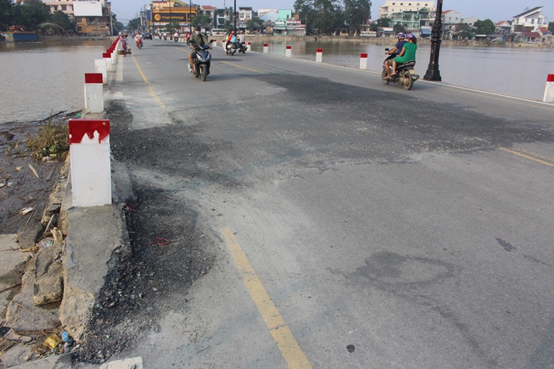 Hue- Mat- duong- Dap- Da- lai- tan- nat- duong- Hu