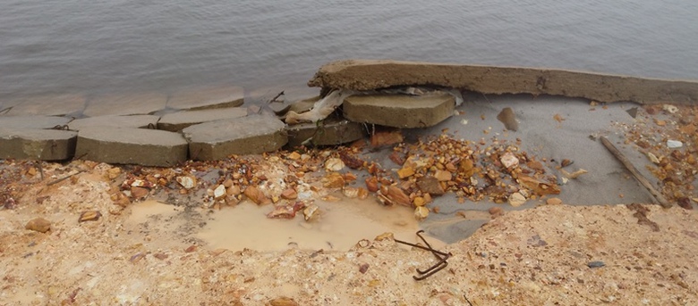 De- ngan- lu- vua- thi- cong- da- hong- do- mua- t