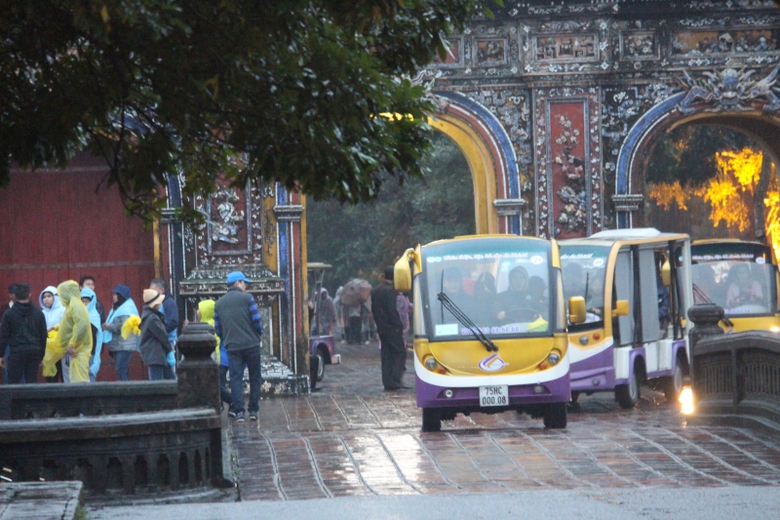 Khach- nuoc- nao- lot- top- dau- luong- khach- tha