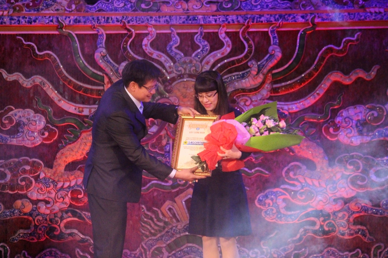 Khach- nuoc- nao- lot- top- dau- luong- khach- tha