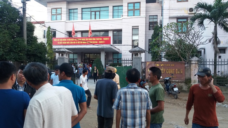 Bi -de- doa- 30- nha- xe- co- dinh- Hue- Da- Nang-