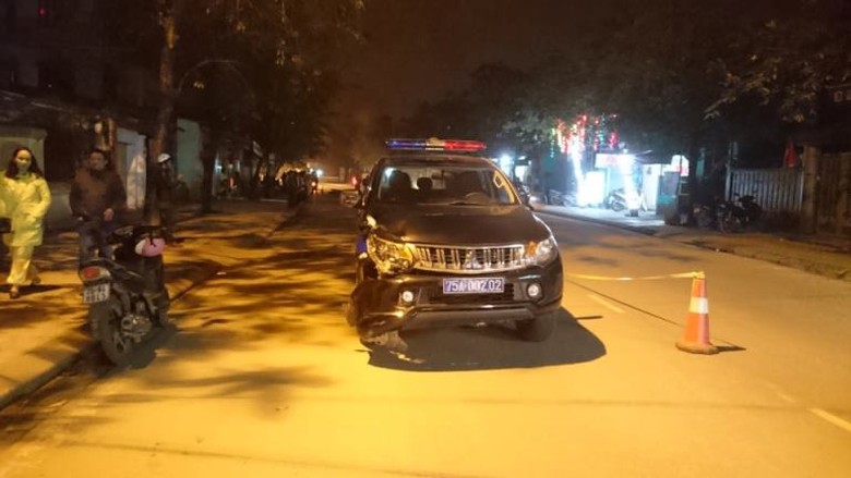 Hue- Va- cham- giua- xe- Canh- sat- va- xe- may- 2