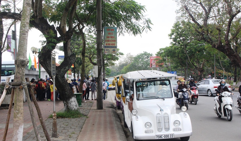 Xe- tra- hinh- chiem- ben- xe- cho- khach- du- lic