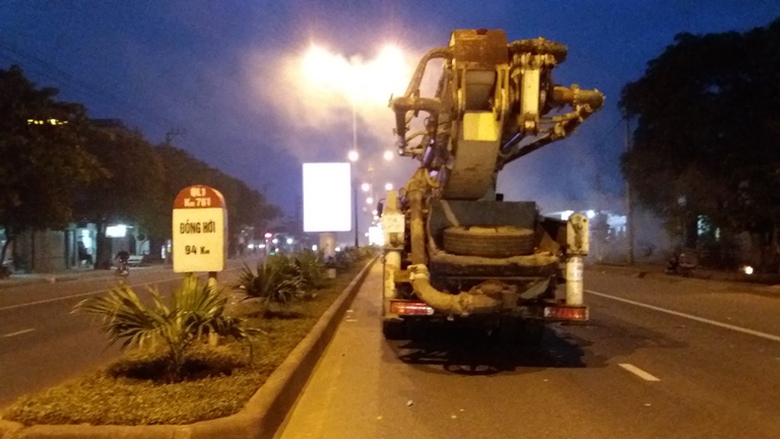 Xe- bom- be- tong- khung- nam- va- gan- 2- ngay- t