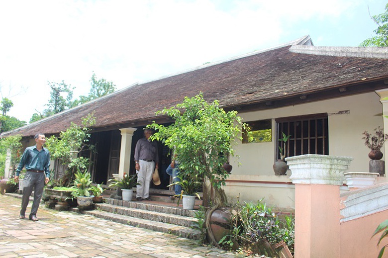 Ve- Phuoc- tich- kham- pha- Huong- xua- lang- co-