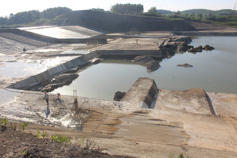 Bao- gio- sua- chua- khan- cap- xong- tran- xa- lu