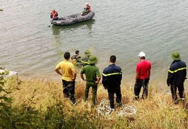 Huy- dong- binh- oxy- xuong- cao- su- tim- nguoi- 