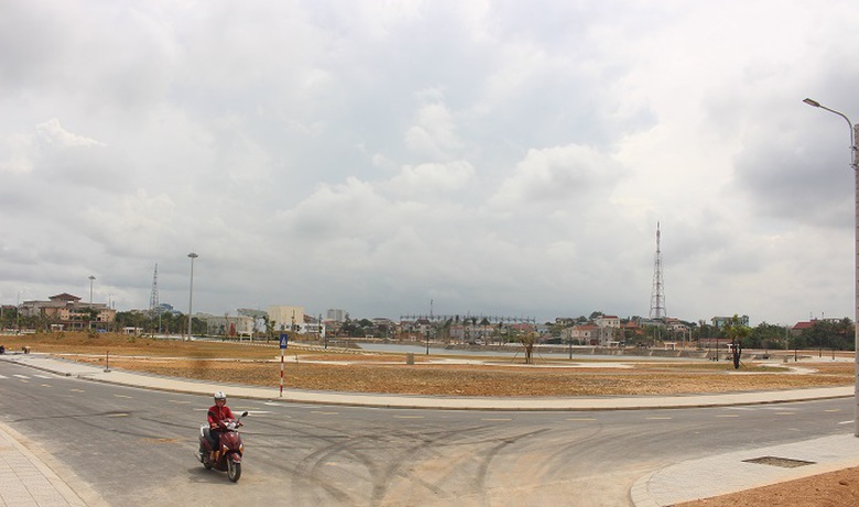 Cong- vien- Fidel- Castro- o- vung- dat- lua- Quan