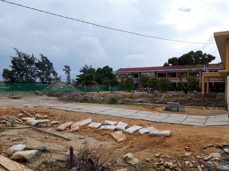 Hang- tram- hoc- sinh- hoc- muon- phong- cong- ty-