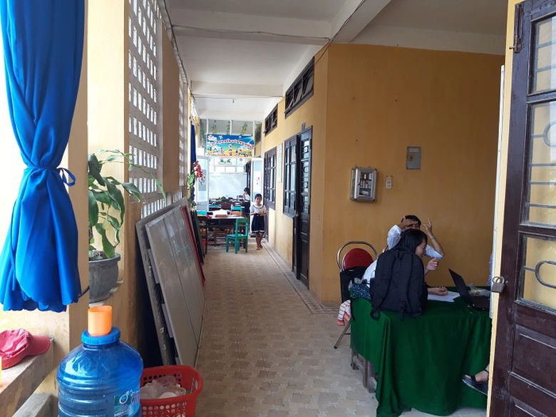 Hang- tram- hoc- sinh- hoc- muon- phong- cong- ty-