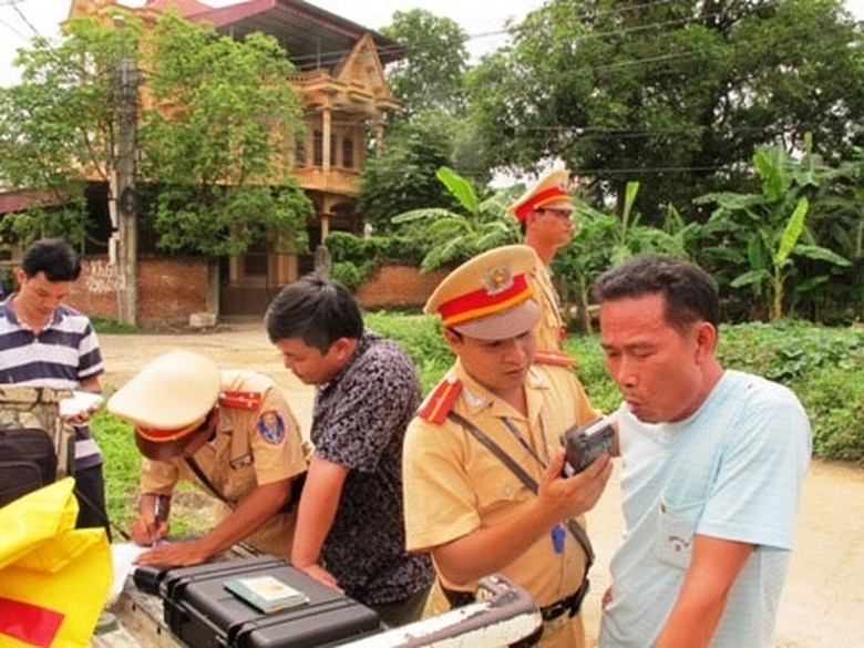 tich-thu-xe-cua-ma-men-hinh-anh