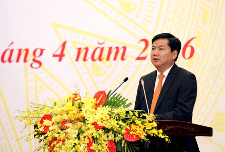 bi-thu-Thang-phat-bieu