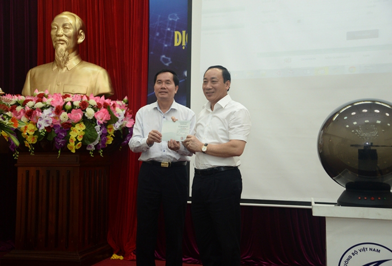 gplx_quoc_te_cap_do_4_dau_tien