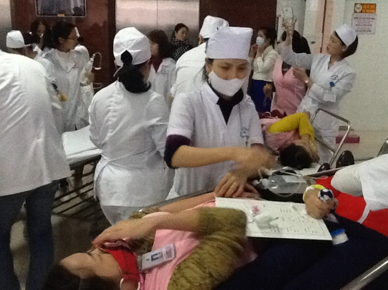 Hai-Phong-cac-benh-vien-la-liet-cong-nhan-ngo-doc2
