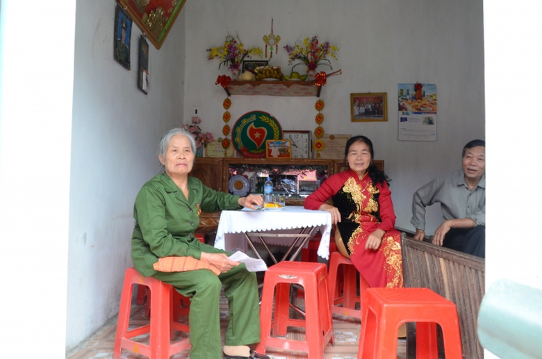 Trao-nha-tinh-nghia-cho-cuu-thanh-nien-xung-phong-