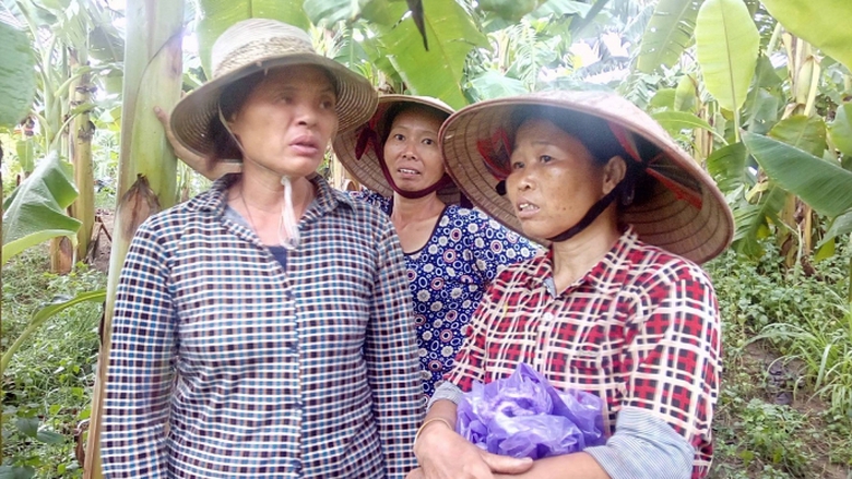 người th&acirc;n ch&aacute;u Duy ngong ng&oacute;ng ra l&ograve;ng s&ocirc;ng mong 