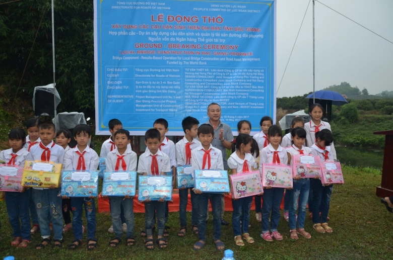 dong-tho-cau-treo-dan-sinh-Bac-Giang