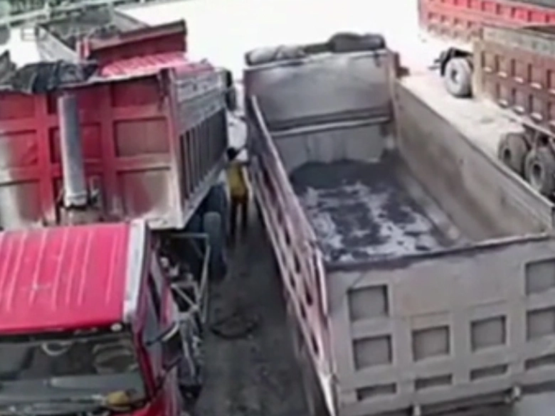 Sequence 01.Still011