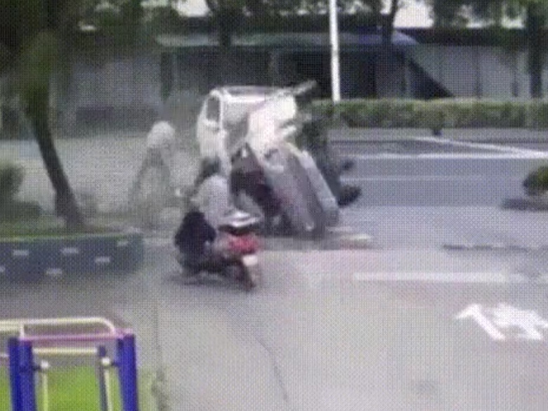 Sequence 01.Still005