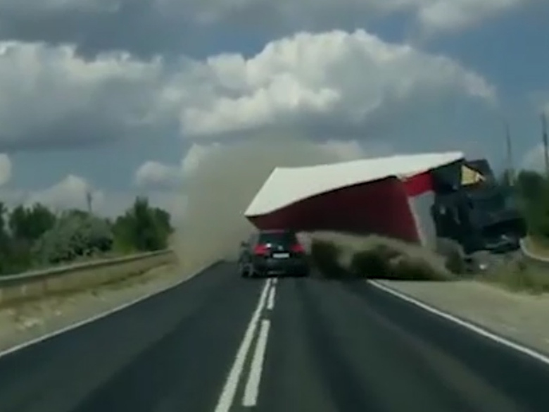 Sequence 01.Still005