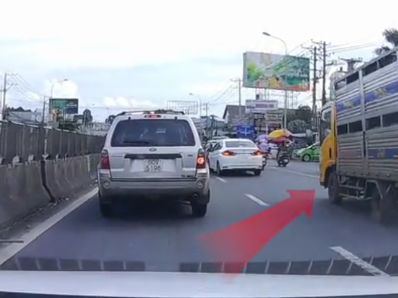 Sequence 02.Still001