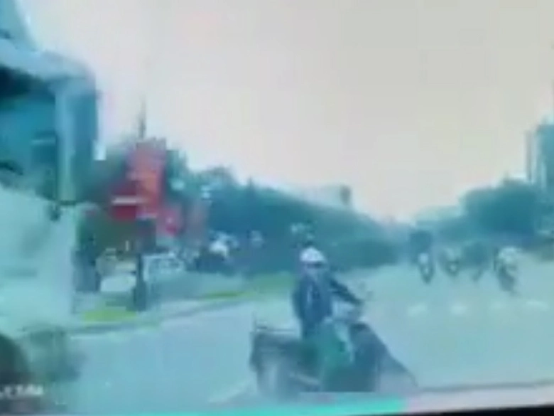 Sequence 01.Still010